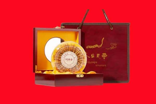 收购资讯:开远市回收冬虫夏草是按克吗
